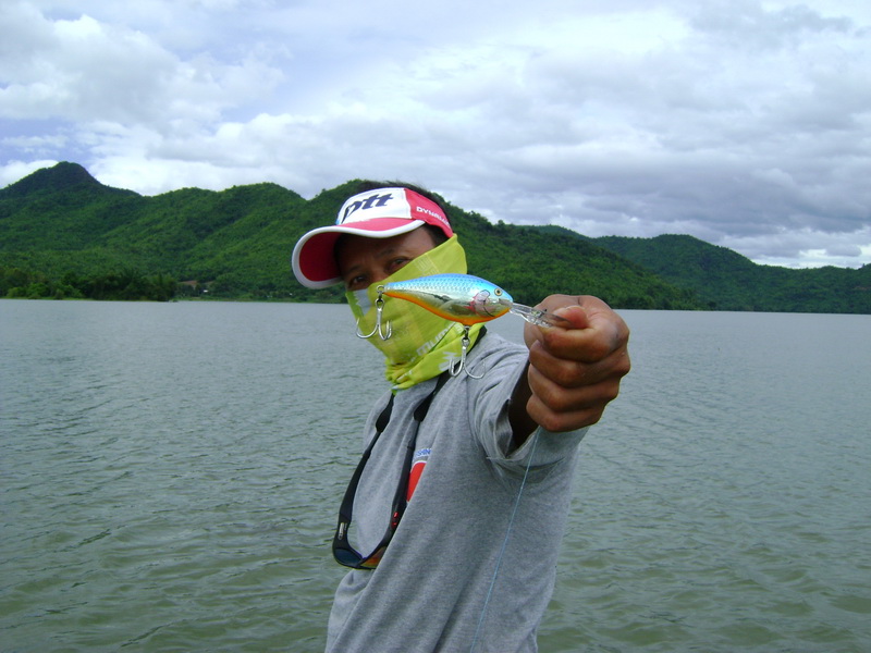  [b]Rapala ตัวนี้ใช่เลย[/b]   :cheer: