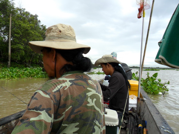 สวัสดีครับ..
น้าnijaindy
น้าparasaild
น้าoomza556
น้าMR.WU




เข้าหมายกันเลยครับ  :smile: 