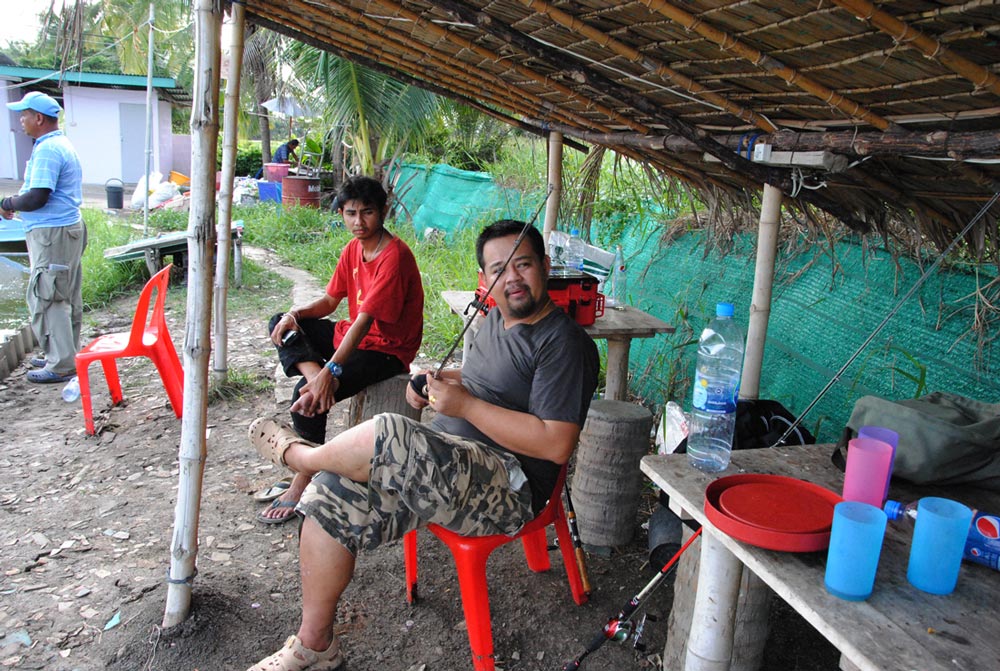 อยากได้ ก็จัดสักชุด สิเพ่  เซ็นอนุมัติงานไม่เท่าไรหลอก  :laughing: :laughing: :laughing: :laughing:
