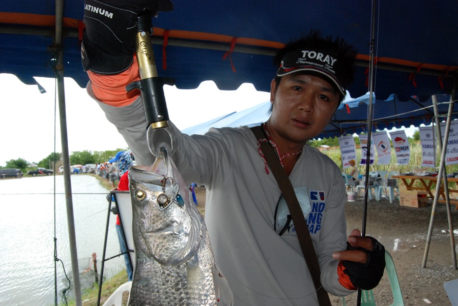 จัดหล่อๆ 1 ไปใบจร้า.. :cheer: :cheer: