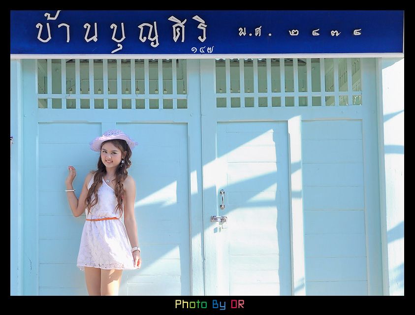 [q][i]อ้างถึง: tum_s posted: 14-06-2554, 10:58:16[/i]

 :cheer: :cheer: :cheer:[/q]


พักเที่ยง