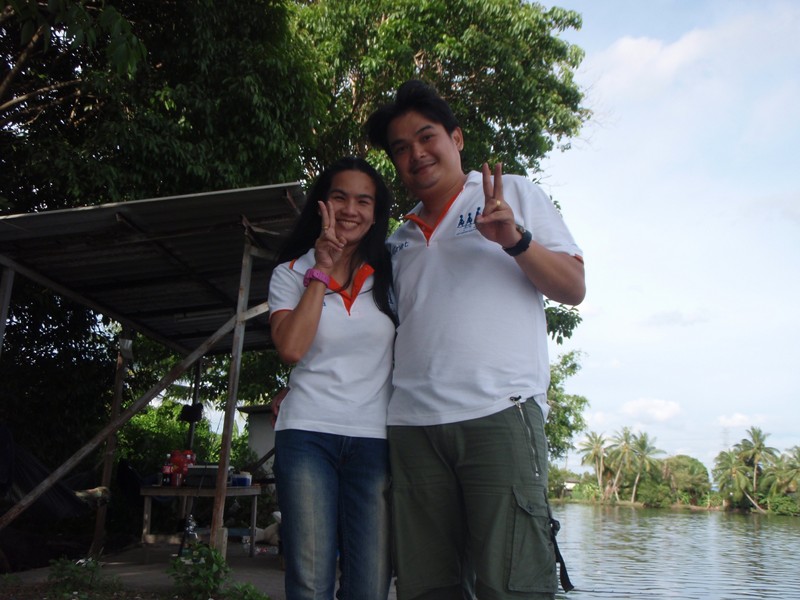 คู่หวานแห่งเด็กวัดแอนด์เดอะแก๊งค์...ท่านประธานกะเลขาแก๊งค์เรา... :love: :love: :love:

ว่าแต่น้องเ