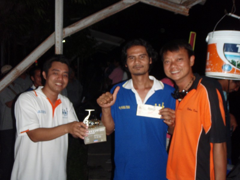 ไม่ได้ปลาก็ได้รางวัลครับ  :grin: :cheer: