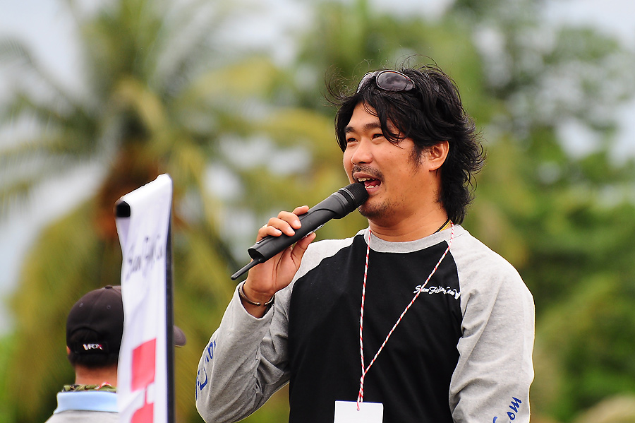 พี่บอยประกาศให้มารับรางวัลนาทีทอง
