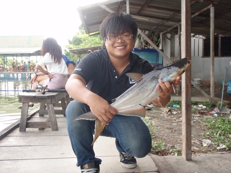 วันไหงว่างๆผมว่าทั้ง 3 ทีม ไปเปิดบ้านปลาบึกที่บึงกันดีกว่า....