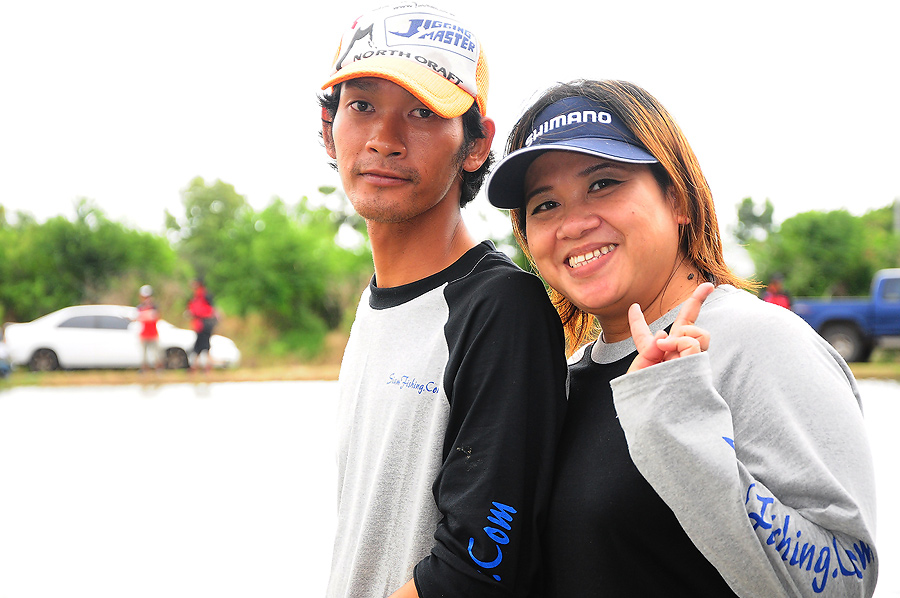 ป้าแป้งเรียกให้ถ่ายรุปให้หน่อย จัด