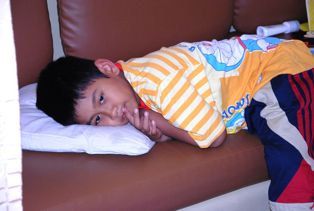 น้อง ปอน มาดูแล อย่างใกล้ชิดเลย  :smile: :smile: :smile: