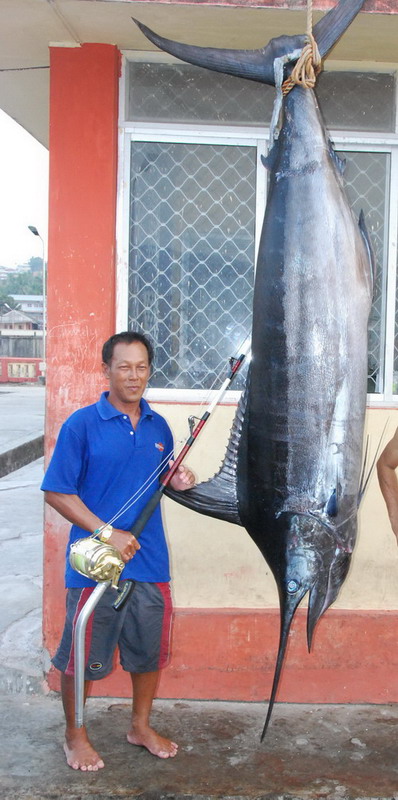 น้าคนนี้แก่เป็นคนขับเรือลำนี้เองตอนทดสอบ :grin: :grin: