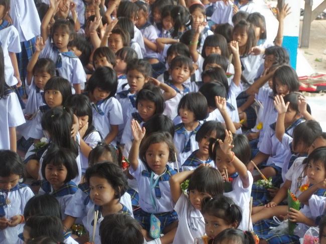 ทำกิจกรรมให้เด็กช่วยกันออกความเห็