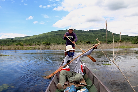 รูปอาจารย์นุไต๋เรือใหม่แห่งท่างอย