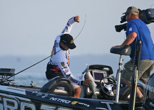 ขนาดสวยจริงๆครับ กับเหยื่อ Crankbait