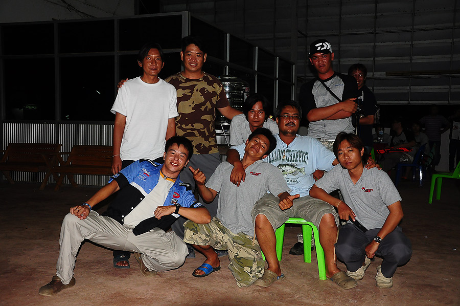 ทีม Actionlure ตัวเต็ง(บ๊วย)ของงานนี้เลยคร๊าบบบบบบบบ :grin: :grin: :grin:
 [b]ขอเบรครอน้าอ่ำมาต่อภา