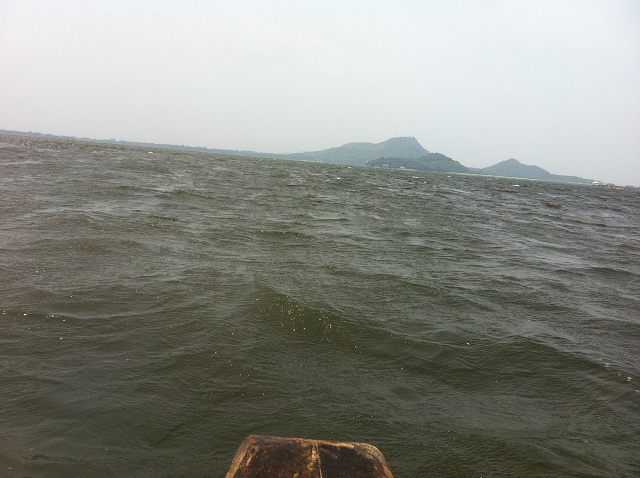 บุกป่าฝ่าเกลียวคลื่นที่บางพระ