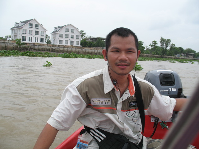 ดูกันชัดพี่นันคนขับรถลง
(ครั่งแรกด้วย)
 :laughing: :laughing: :laughing: