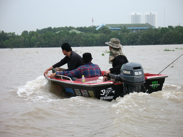เป้าหมายเราคือที่ปากอ่าวครับ