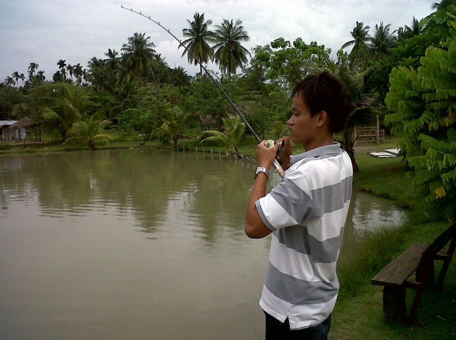  [b]วิ่งเกือบหมดหลอดแน๊ะ    อัดจนปากเบี้ยวเลยครับน้าๆๆ[/b]