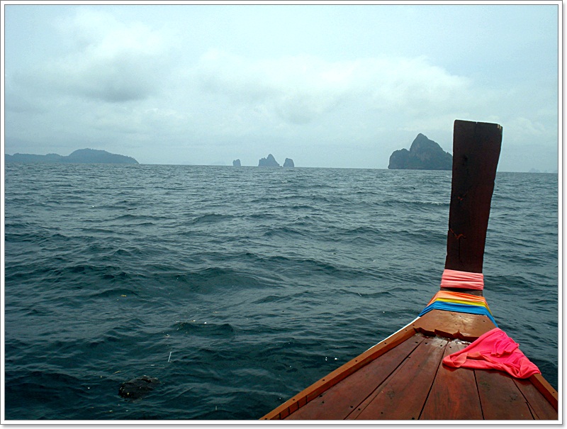  [b]เรามุงหน้า เข้าสู่เกาะไหง เกาะแหวน เกาะเชือก...ไล่ไปทีล่ะเกาะ

ข่าวหนาหุว่าเกาะ เชือก..วินาทีน