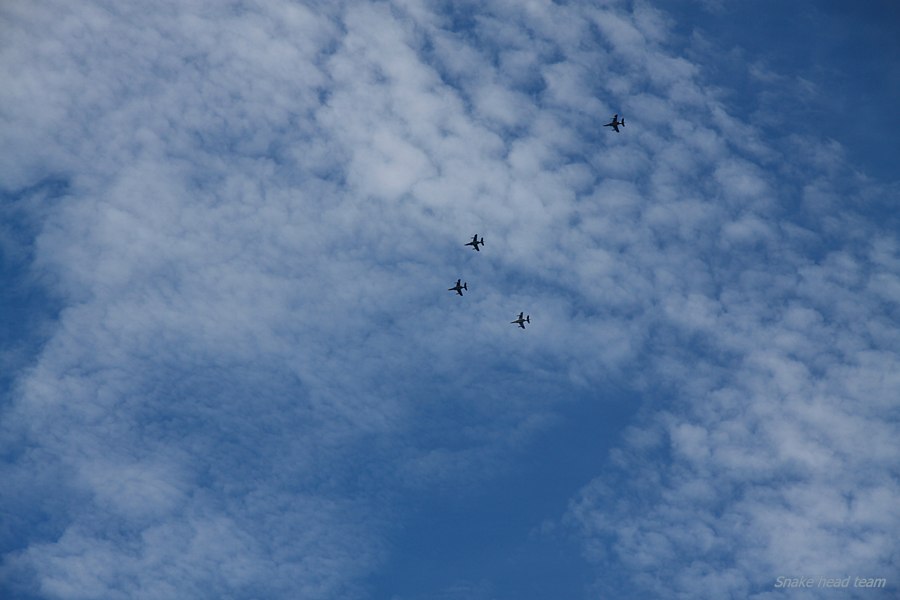                                                                                      ฝูง F16 ครับ สง