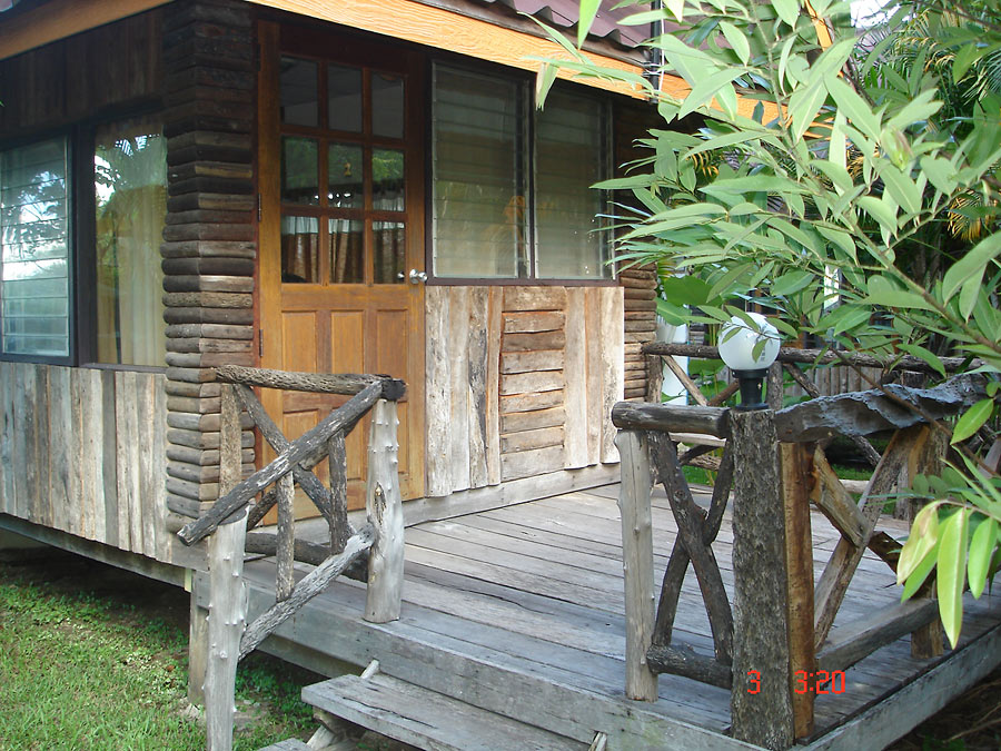 ที่พักครับ.....สวยมาก.... :laughing: :laughing: :laughing: :laughing: :love: :love: :love:....
 [b]
