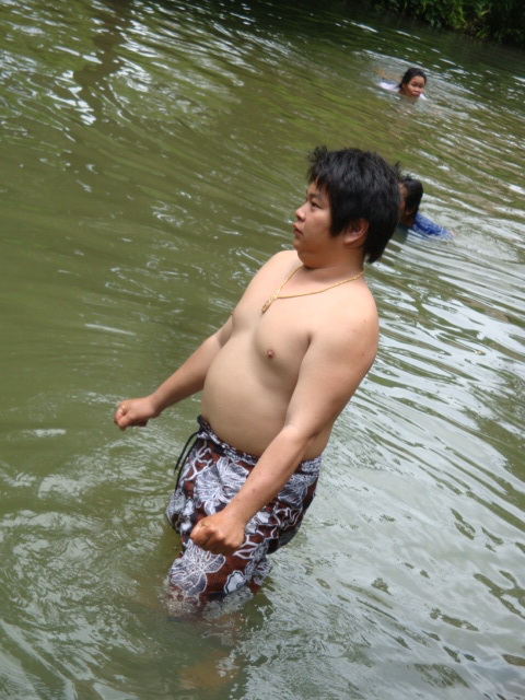  :laughing: :laughing: :laughing:ไม่มีที่เล่นน้ำร้อนงั้นอาบน้ำเย็นก็ได้ ขอบอกน้ำเย็นมากๆๆๆๆๆๆๆๆๆๆๆๆๆ