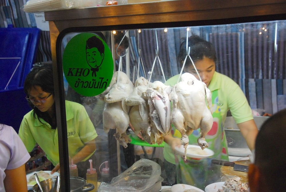 ร้านนี้น่าโดนแต่คนเยอะ ข้าวมันไก่โก๊ะตี๋