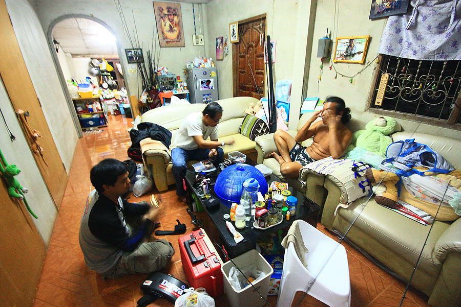น้าเอ บอกตรูง่วงแหล่ะ ไปนอนก่อนนะ  :gr