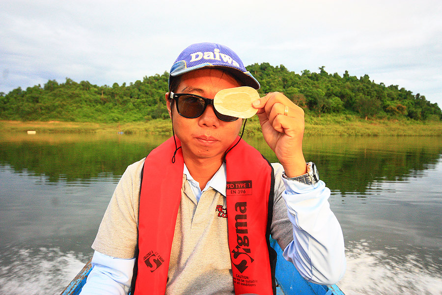 งานนี้ไม่มี อ้าง ว่า ตาอักเสบนะ ......................... :laughing: :laughing: :laughing: