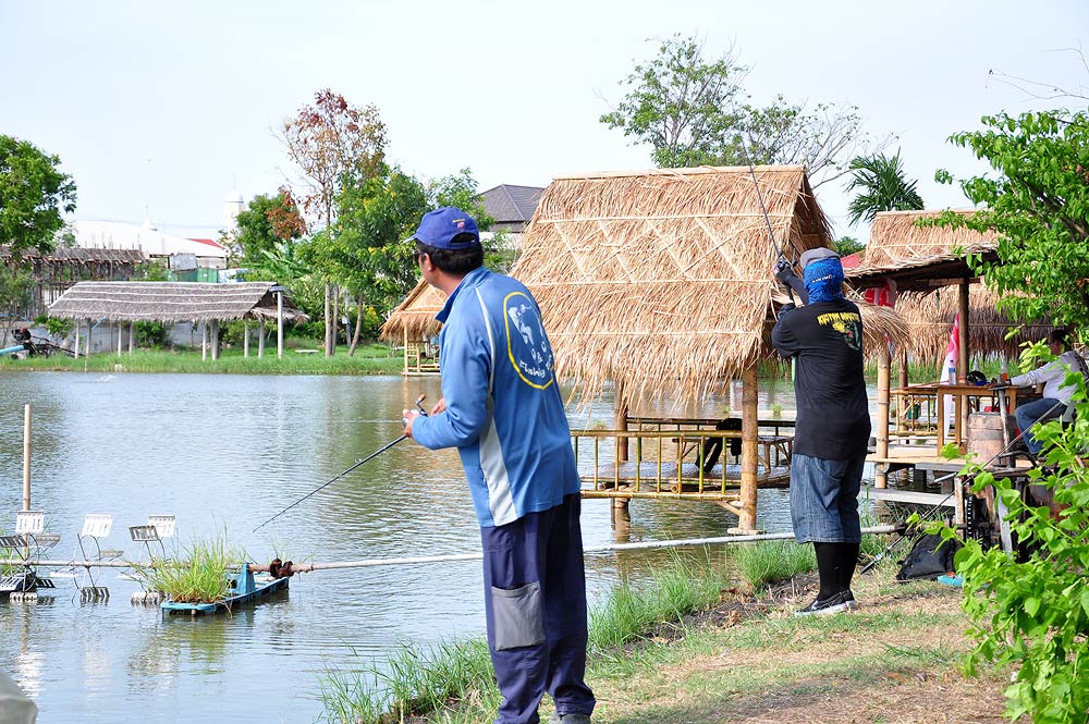 โปรใหม่ osagan ก็ยังสู้ไม่ถอย ว่าแต่นิสัยนะตีไปตรงจุดไห้อาหารปลานะนั่น  :laughing: :laughing: :laugh