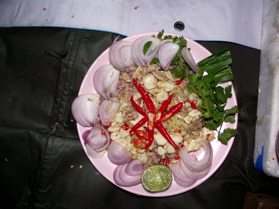 พอยำเสร็จแล้ว  หน้าตาเป็นแบบนี้   :cheer: :cheer: :cheer: :cheer: :cheer: :cheer: