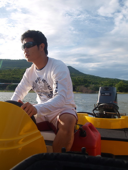 ทำบุญเสร็จเราก็ไปทำ...ต่อครับ :grin: :grin: :grin: เป็นการลองเรือใหม่ไปในตัวด้วย 