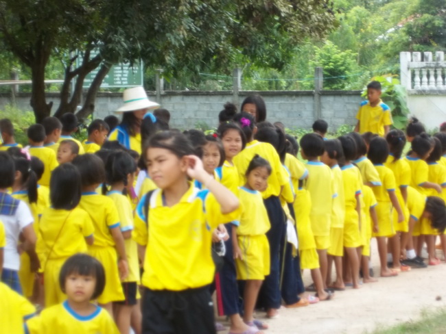กำลังจัดแถวกลับครับ :love: :love: :love: