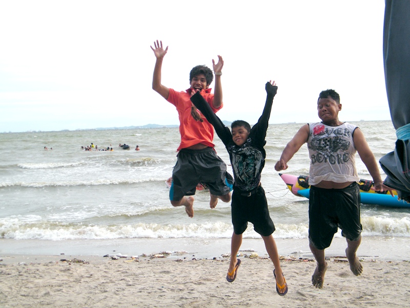 มีเพื่อนแล้วโว้ย :cheer: :cheer: :cheer: :cheer: :cheer: :cheer: :laughing: :laughing: :laughing: :l