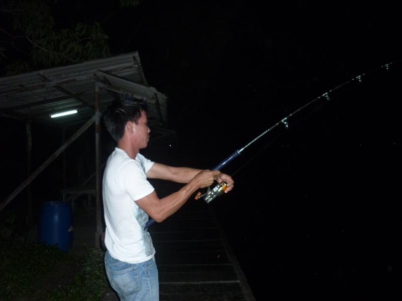 โดนดึงเอ็นไปจากมือครับ :smile: