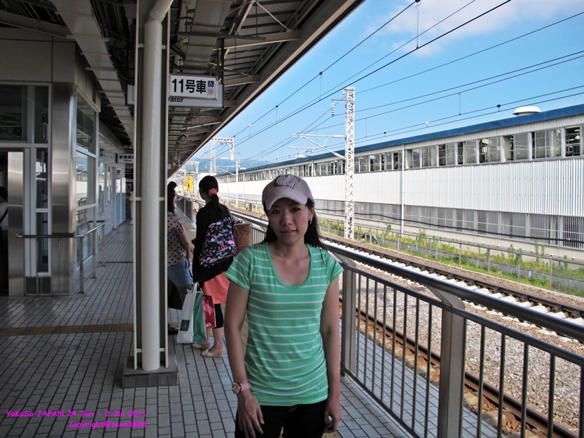  [b]กินเสร็จ..ก็รีบมาที่สถานี...เด๋วจะตกรถไฟ[/b]