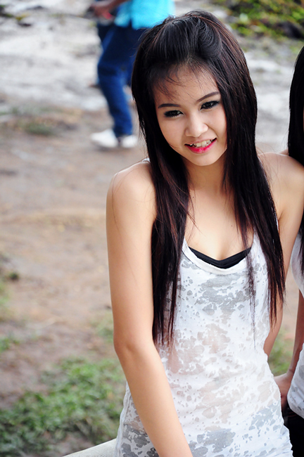 ดอนลี่มาถึงจัดหนักเรย  :laughing:





ยอมไม่ได้  :laughing:  :laughing:  :laughing: