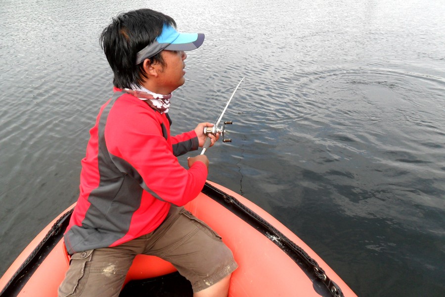 มุดใต้เรือแต่ล่ะที เสียวสุดๆ
 :laughing: :laughing: :laughing: 