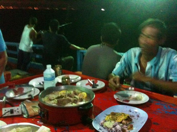 ตามิตร ไทรม้า นั้งก่อนใคร กินก่อนเมาที่หลัง
