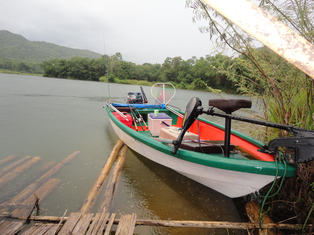 เรือเก่า ที่ใหม่ตลอด คริกๆ 