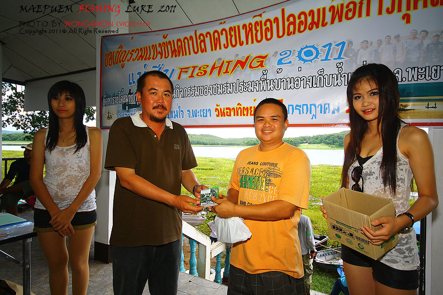 ทั้งคันเบ็ด ทั้งสายพีอี เยอะแยะไปหมด ขอบคุณมากครับ :cheer: :cheer: :cheer: