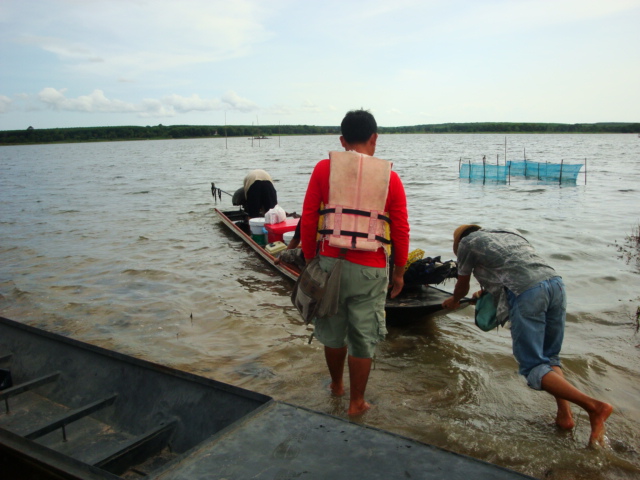 ช่วยกันเข็นเรือออก...ไปๆๆๆๆๆๆๆๆๆๆๆ :grin: :grin: