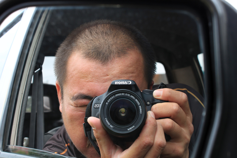 ไม่มีใครถ่ายให้เราถ่ายตัวเองก็ได้ว่ะ  :laughing: :laughing: :laughing: :laughing: :laughing: