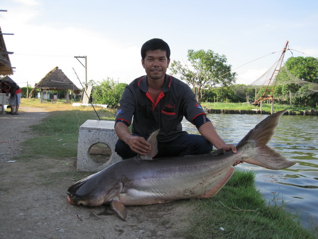 แดดร่มแล้วจัดไปหนึ่งหล่อ    :cheer: :cheer: :cheer: :cheer: :cheer: