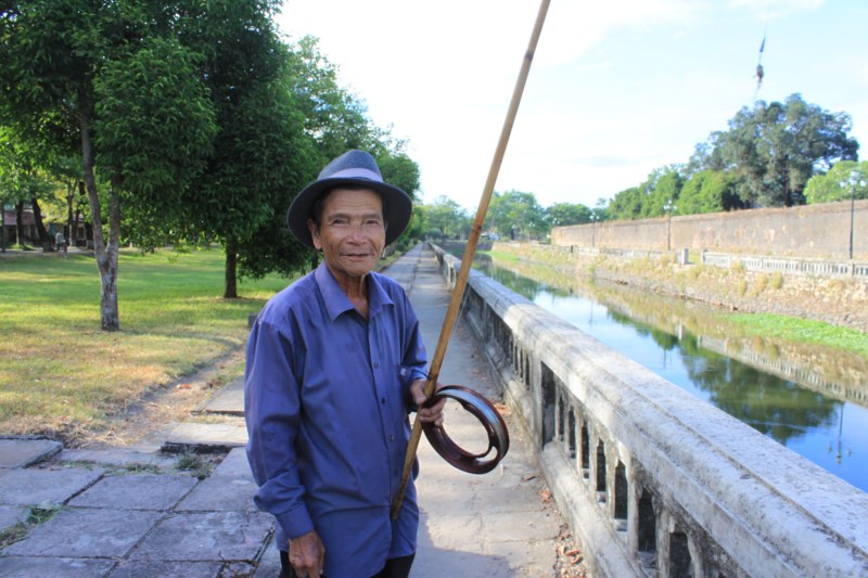 อีกท่า ครับ เดียวโชว ครับ