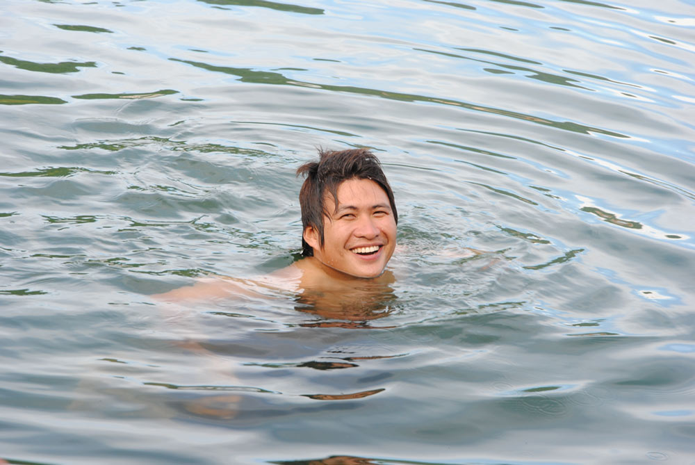 ทำเป้นเด็ก :laughing: :laughing: :laughing: