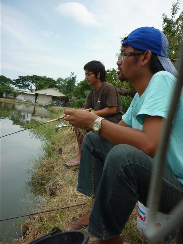 ทั้งสองมุ่งมั่นตามเป้าหมายครับ :smile: