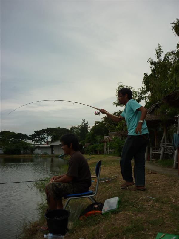 ฟับ ! อา........ฟืนบ้างแล้ว :smile:
