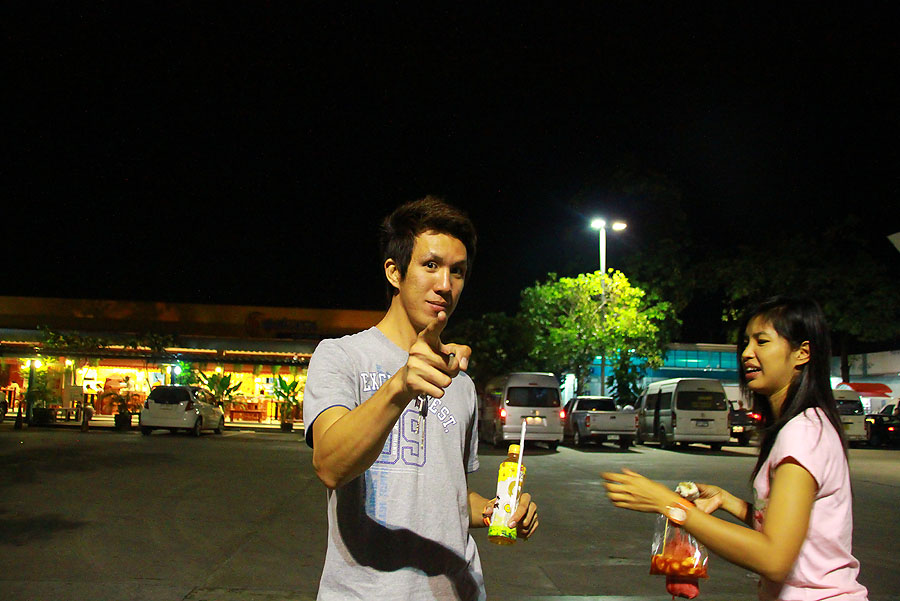คู่นี้ก็มาและ.....  :cheer: :cheer: :cheer:

