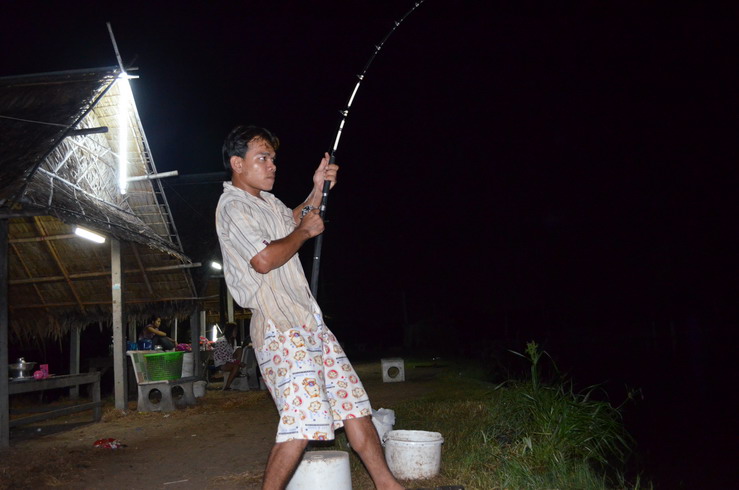 น้าเป้งจัดอีกแล้วครับ :smile: :smile: :smile: