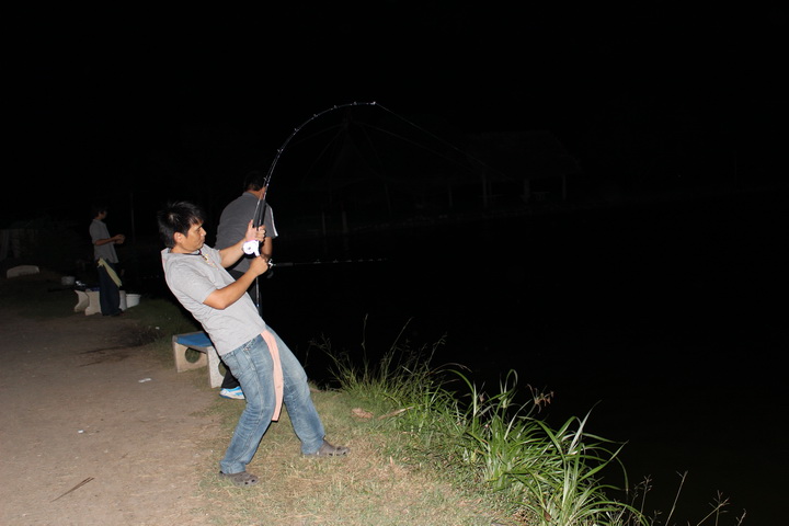 เบ็ดไม่คม   :cheer: :cheer: :cheer: