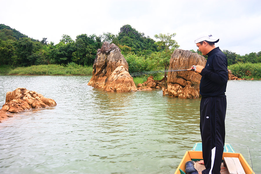 หลังจากโดนตีเสมอ โปรก็ไม่ยอม ยิงนำอีกแล้ว ร้ายจริงๆ  :laughing: :laughing: :laughing: